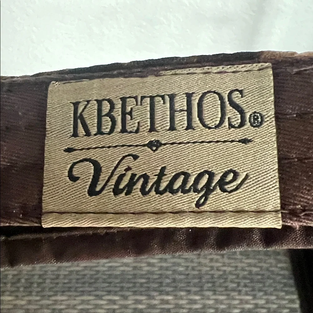 Leopard visor with authentic LV leather patch on front with rhinestones. - Picture 4 of 5